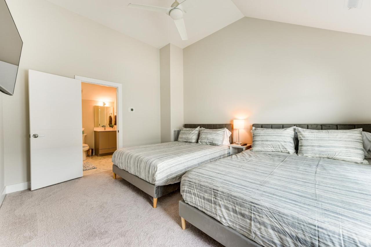 Modern And Stylish 5 Mi To Downtown Apartment *