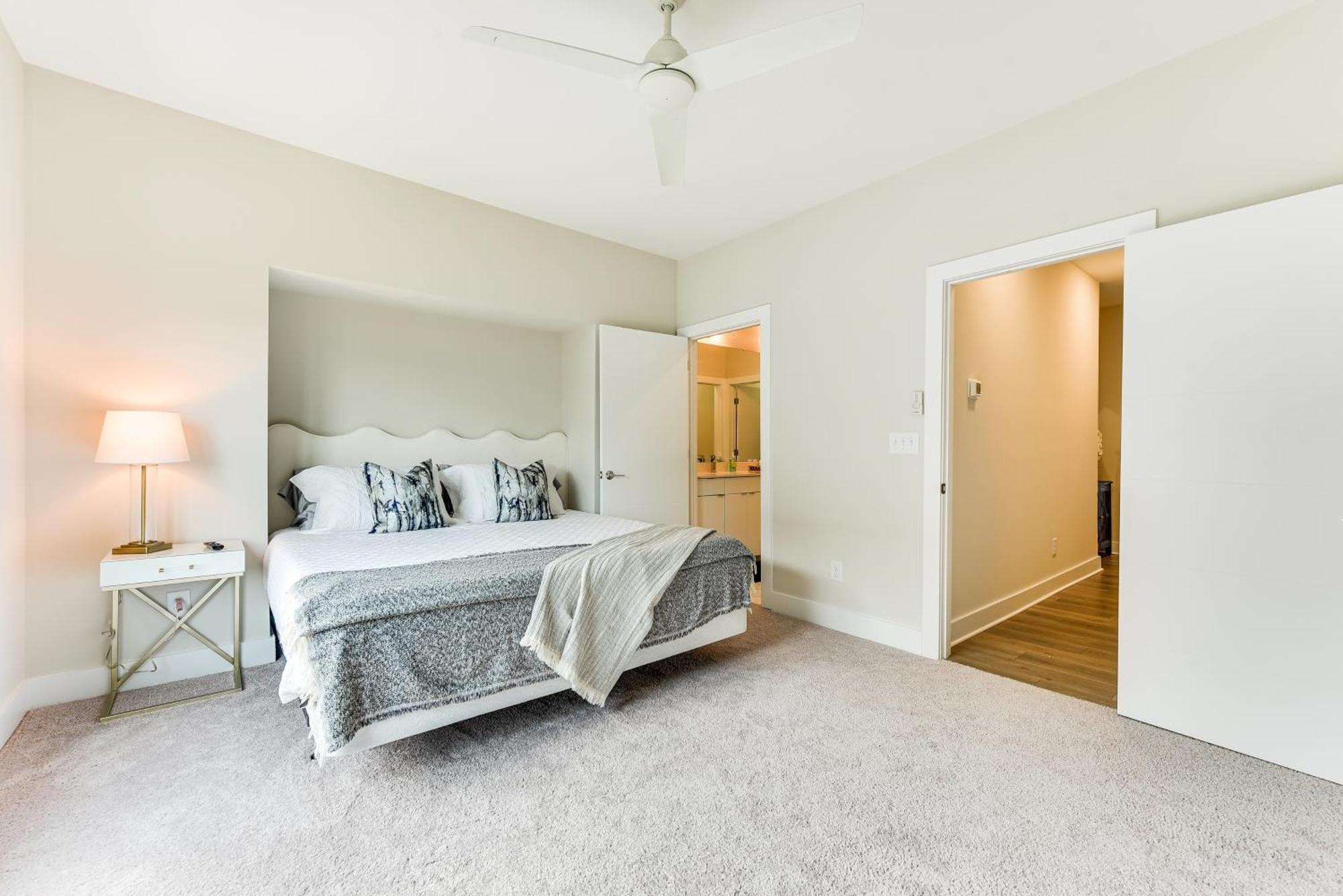 Modern And Stylish 5 Mi To Downtown * Charlotte
